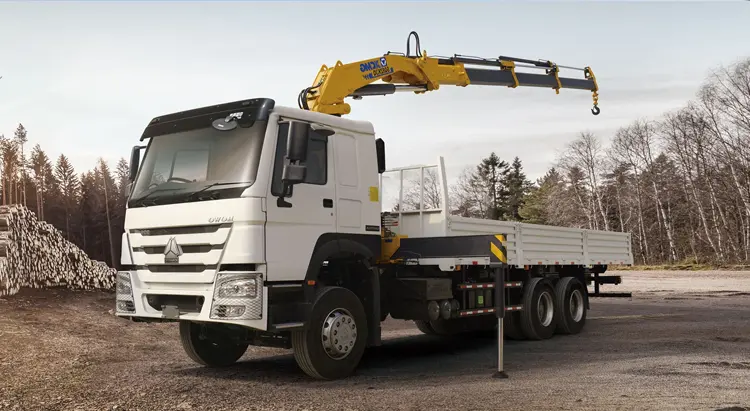 Sinotruck Howo 6×4 5ton Mounted Crane Truck cover