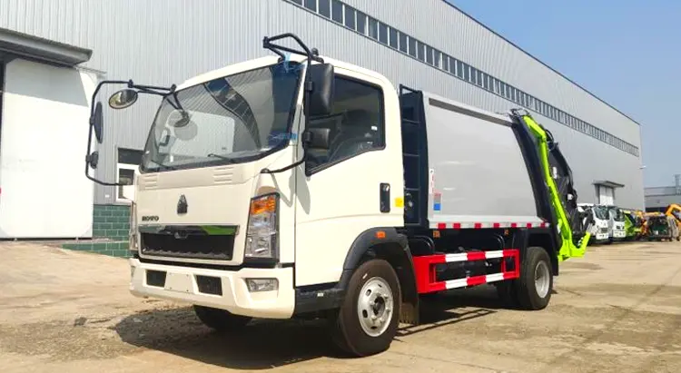 Sinotruk Howo 4×2 Compression Garbage Truck cover
