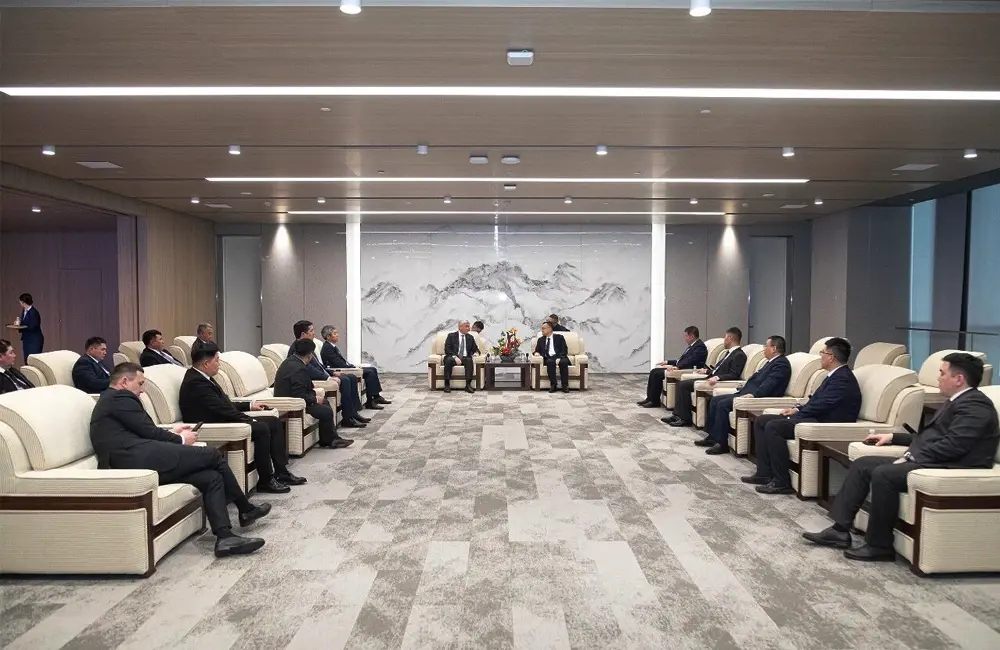 Wang Zhijian met with Karaganda Region Governor Blekpaev of Kazakhstan. cover